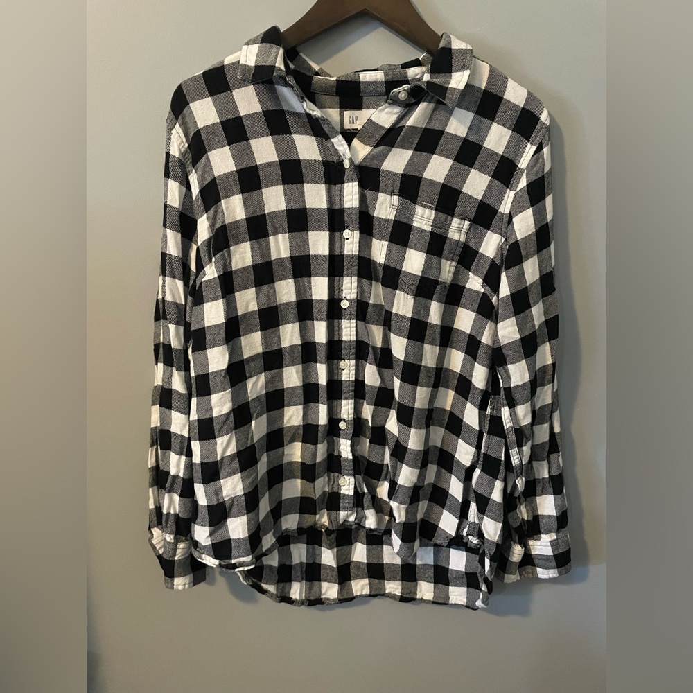Gap Button Down Shirt